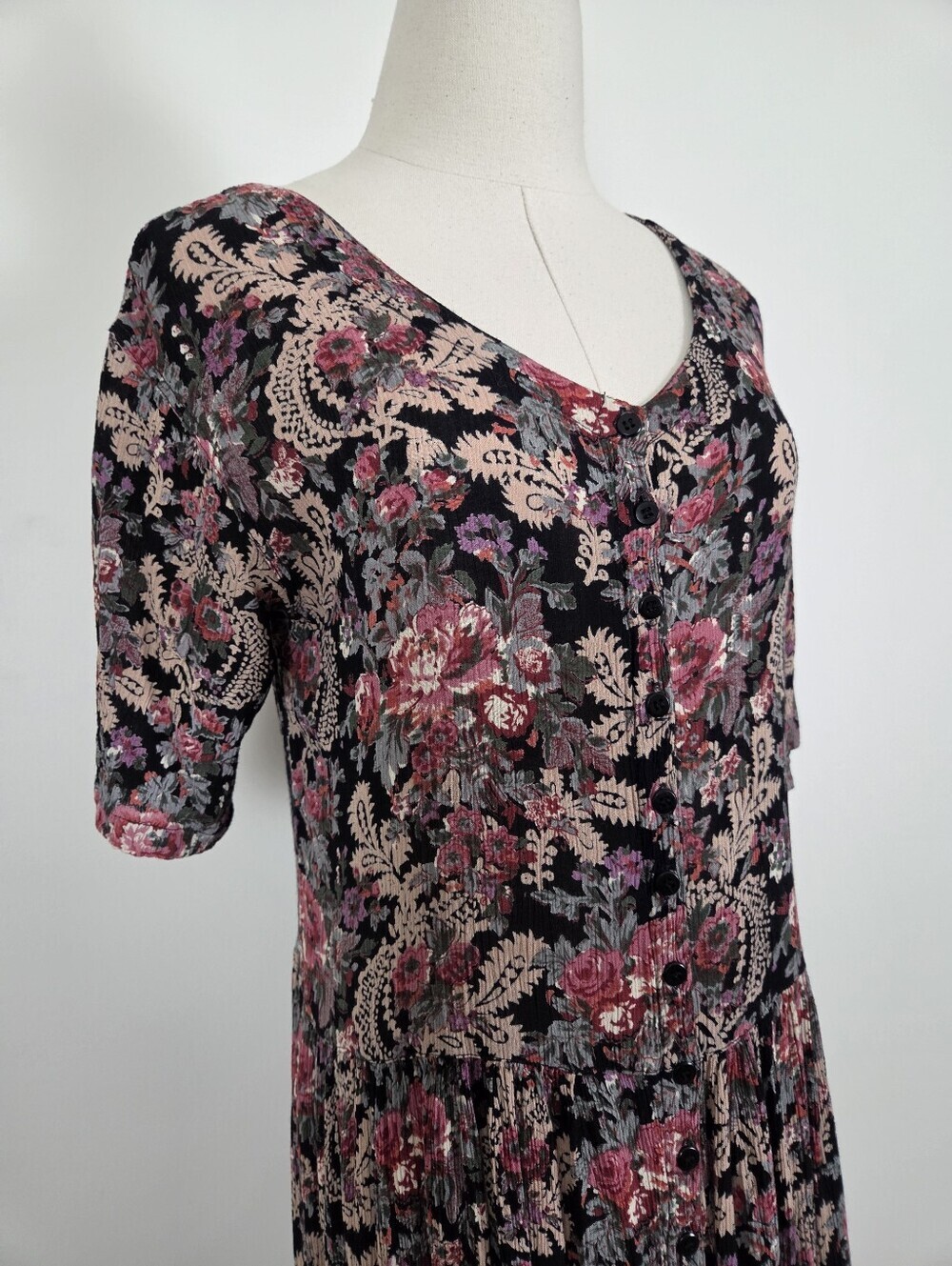 Vintage Floral Rayon Midi Dress Button Up Relaxed Fit Size Medium Boho (r) - Picture 6 of 12